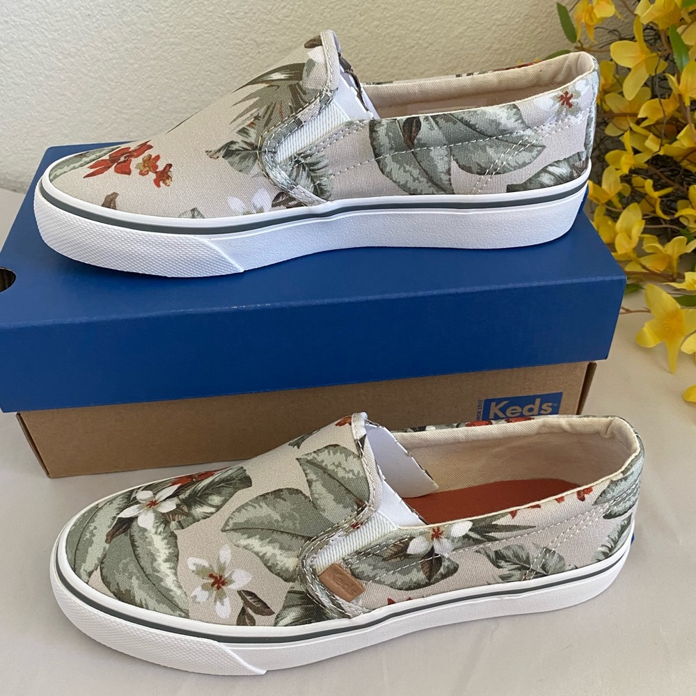 Keds Women’s Slip- On Tropical Shoes - Picture 1 of 10